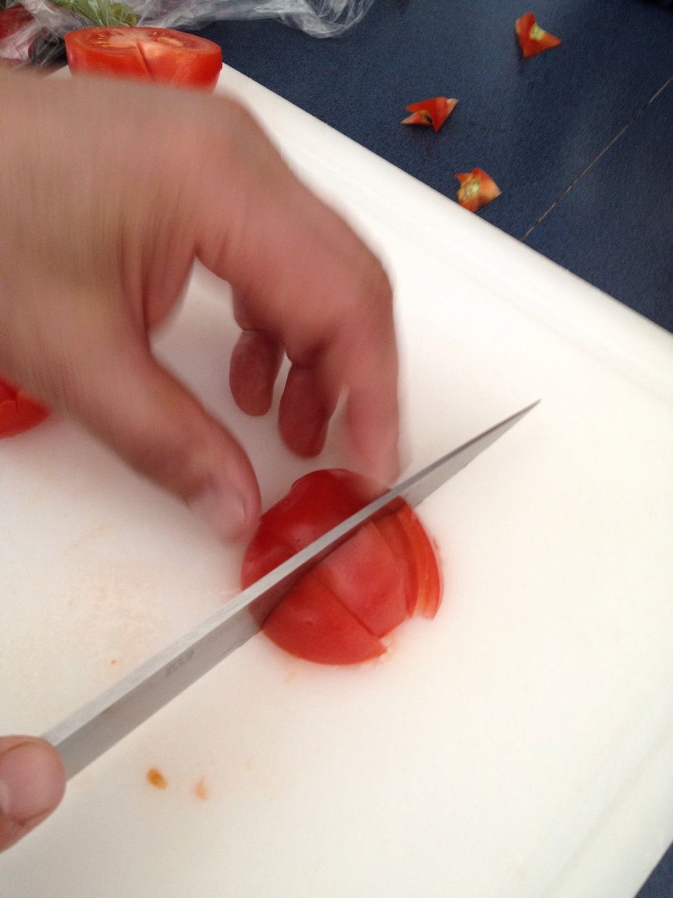 Cut tomato