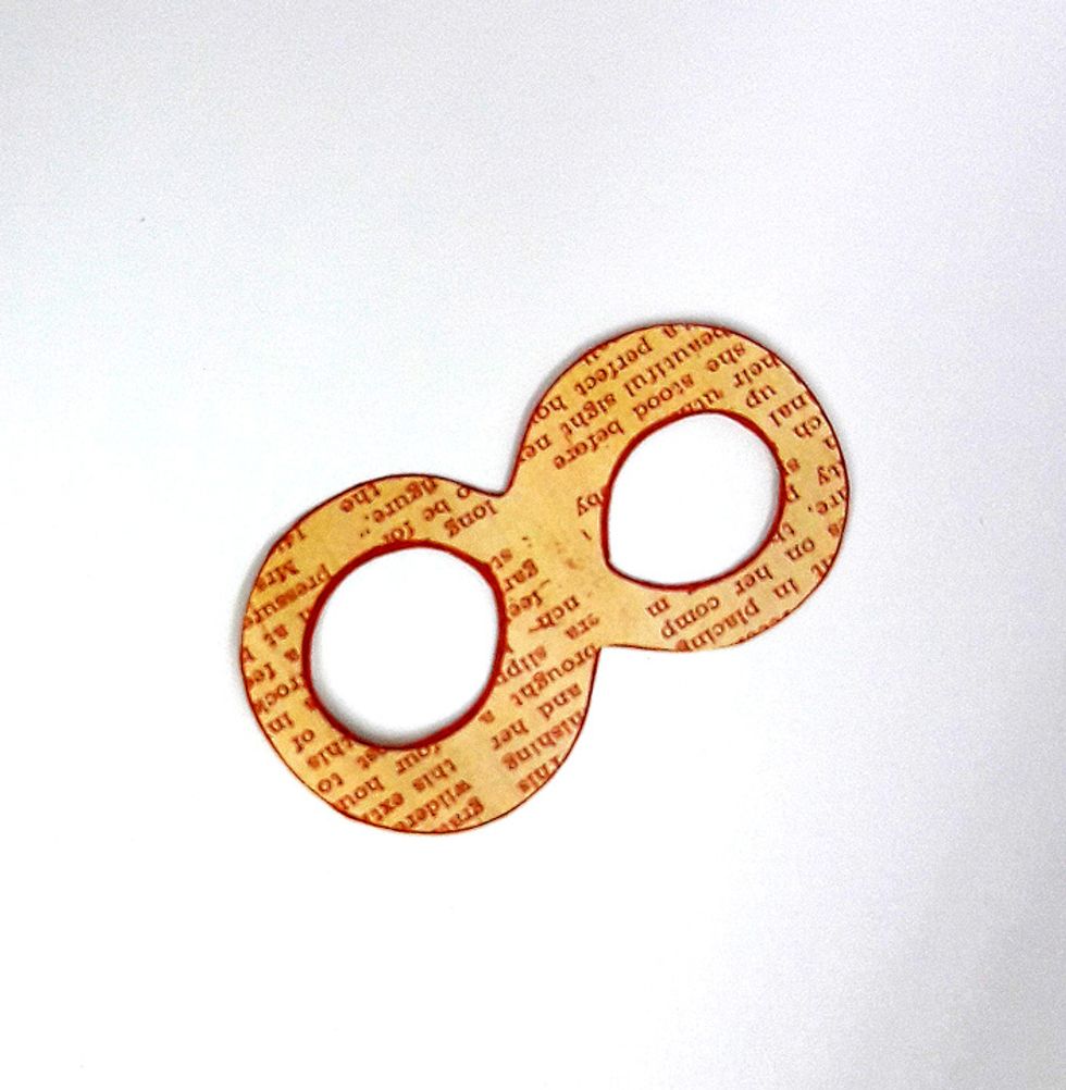 Cut two large "8" from DIY Craft paper.