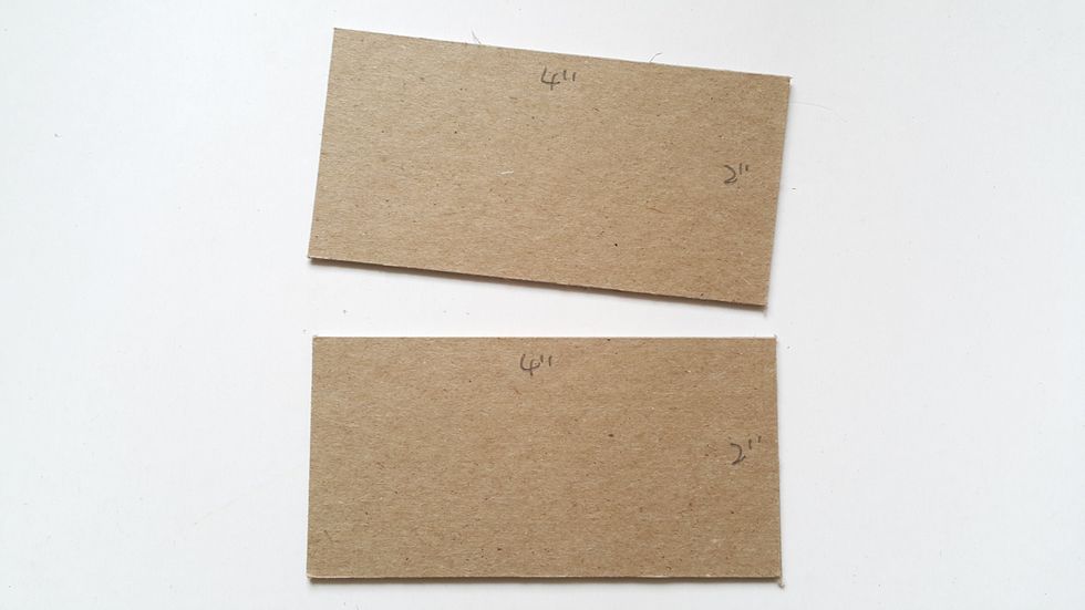 Cut two pieces chipboard 4"x2" for the base of the hat box