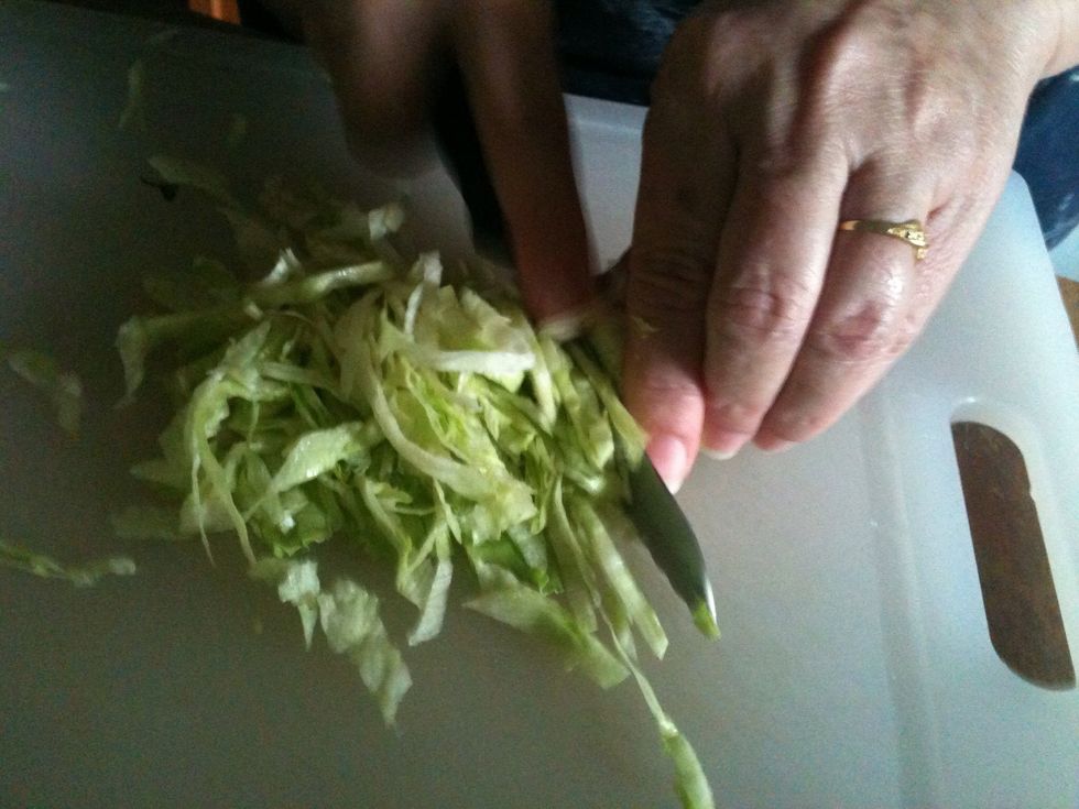 Cut up the lettuce