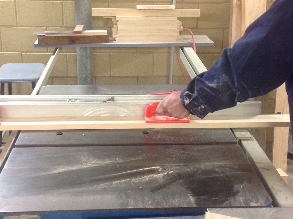 Cut wood to the right width