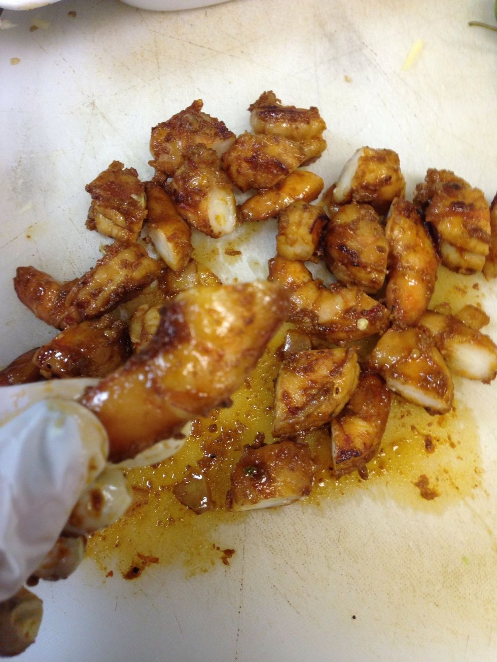 Cut your shrimp in medium pieces