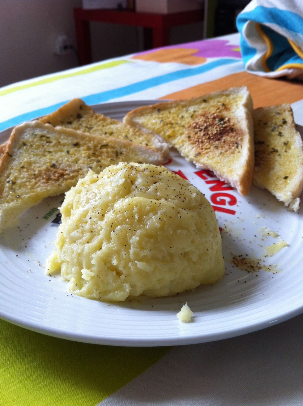Da da!!!deng deng deng !! The dish is ready!!:)