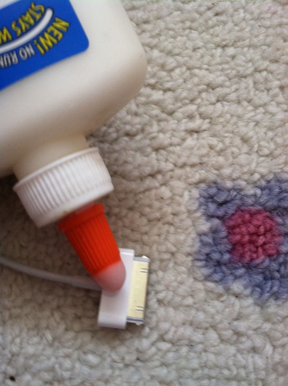 dab a little glue on the little drawn box.