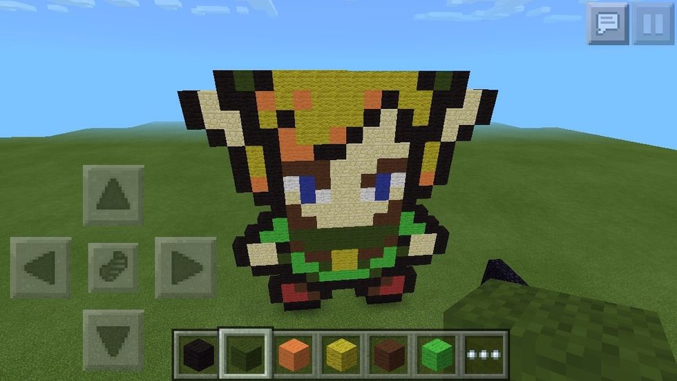 Dark green, black, eight yellows, black, dark green.