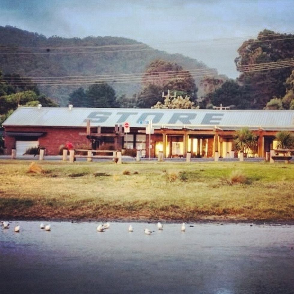 Day 2: After you've had breaky in the van stop for a latte and treats at the beautiful Wye General Store. Pick up a loaf of their fresh sour dough bread for sandwiches later for Tea.