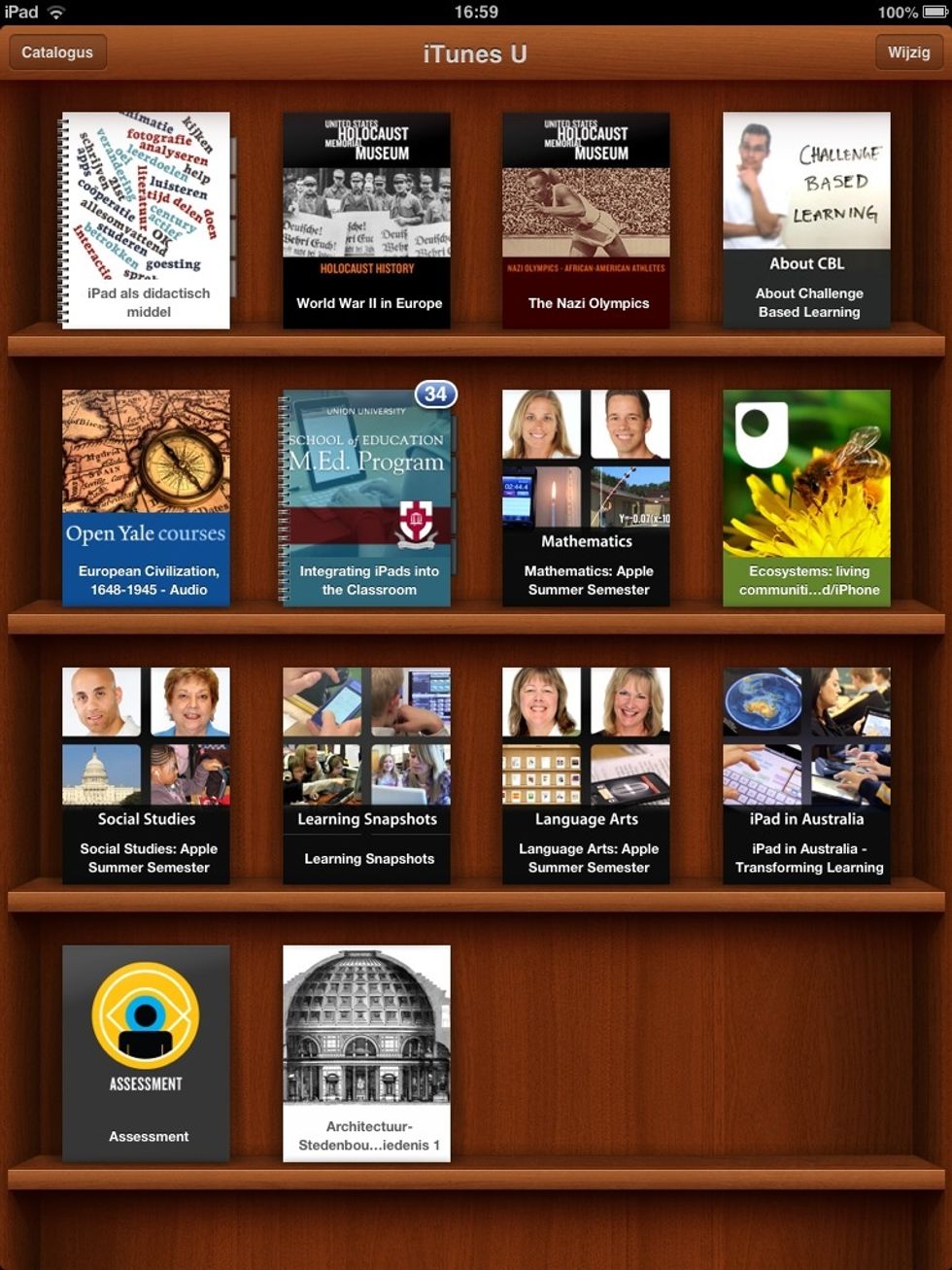 De cursus verschijnt op je cursusplank in iTunes U.  OPM: dit proces kan even duren. Je docent zit immers niet permanent online om aanmeldingsverzoeken te bevestigen!