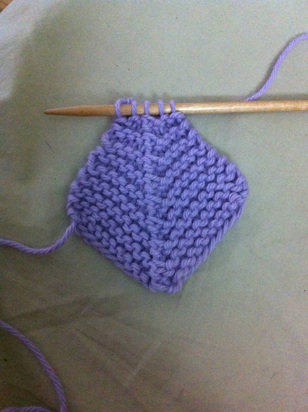 Dec Row: k2, sl1 pwise, k2tog, psso, k2 (5 sts)