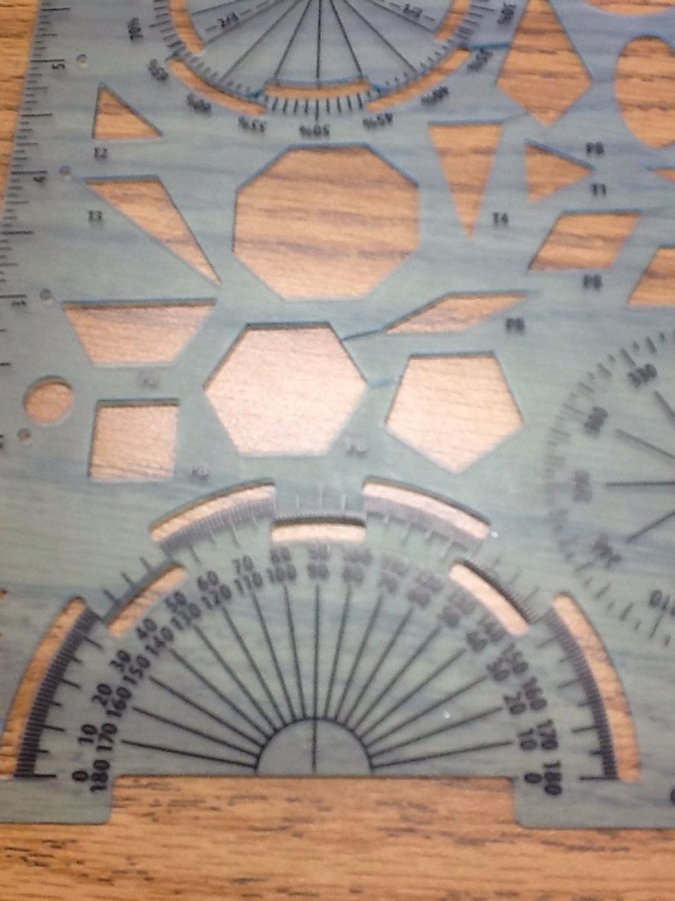 Decide which of the 0 degree to the 180 degree scale to use. If the angle is an acute use the smaller side, it the angle is an obtuse than use the greater side.
