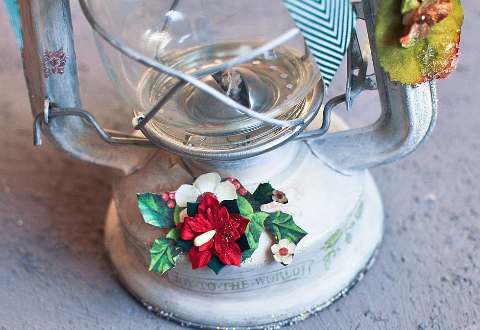 Decorate with flower