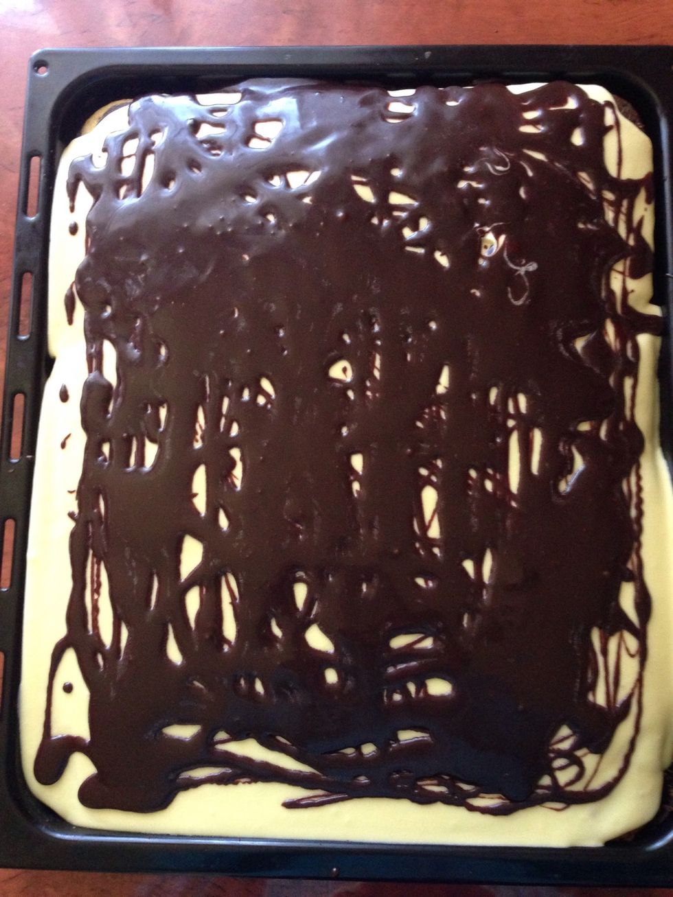 Decorate with your favourite ganache and its done