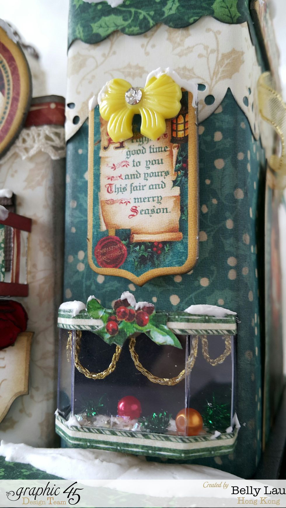 Decorating ideas: side decorations of one of the chipboard mini album