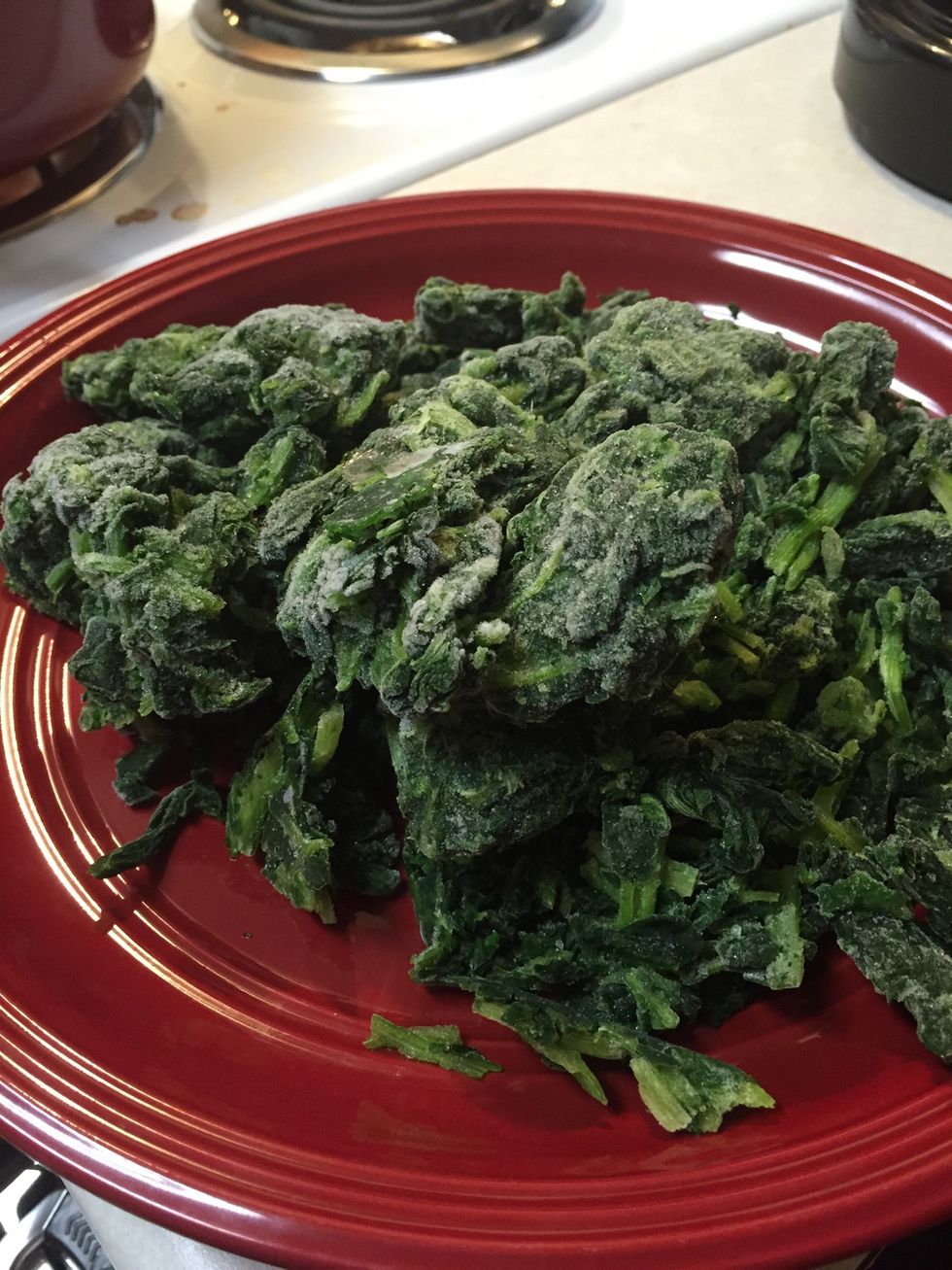Defrost frozen spinach