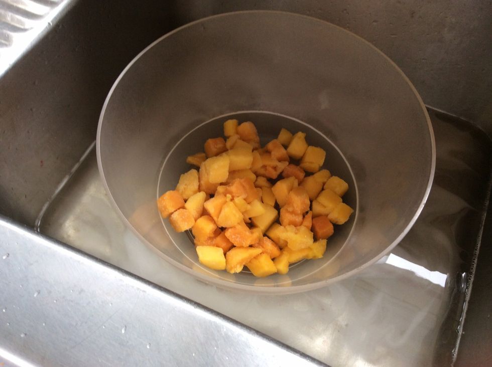 Defrosting the mango