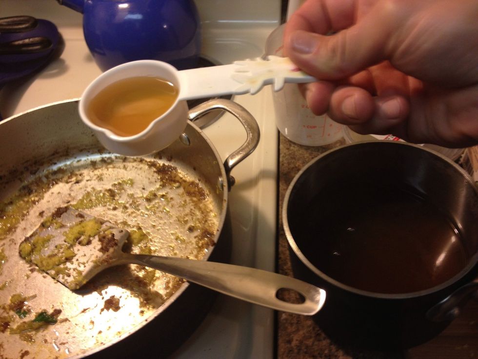 Deglaze pan with 3/4 cup crab broth and 1/4 cup reduced wine. Bring to boil while scraping up goodness in the pan after a minute turn down to a simmer.