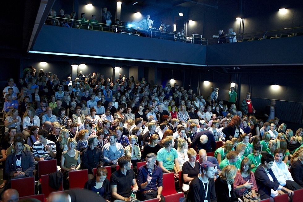 Deltag p\u00e5 Odense Film Festival, der l\u00f8ber fra 26. aug. - 1. sep. 2013. Der \u00e5bnes for tilmelding af film fra 15. jan. 2013 og lukkes igen 1. april. Konkurrencefilm skal v\u00e6re lavet efter 1. april 2012.