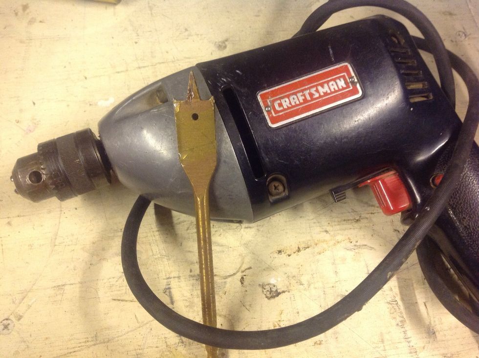 Depending on the size of the knob you are using, chose a bit. This is a 3/4 inch bit.