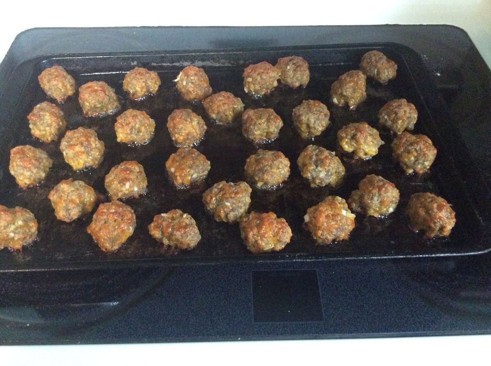 Depending on the size of the sausage balls you make this recipe should make about five or six dozen.