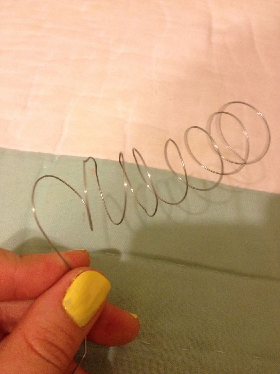 Depending on your wire it may not stay and will look like this. But don't worry! We'll make this bad boy stay