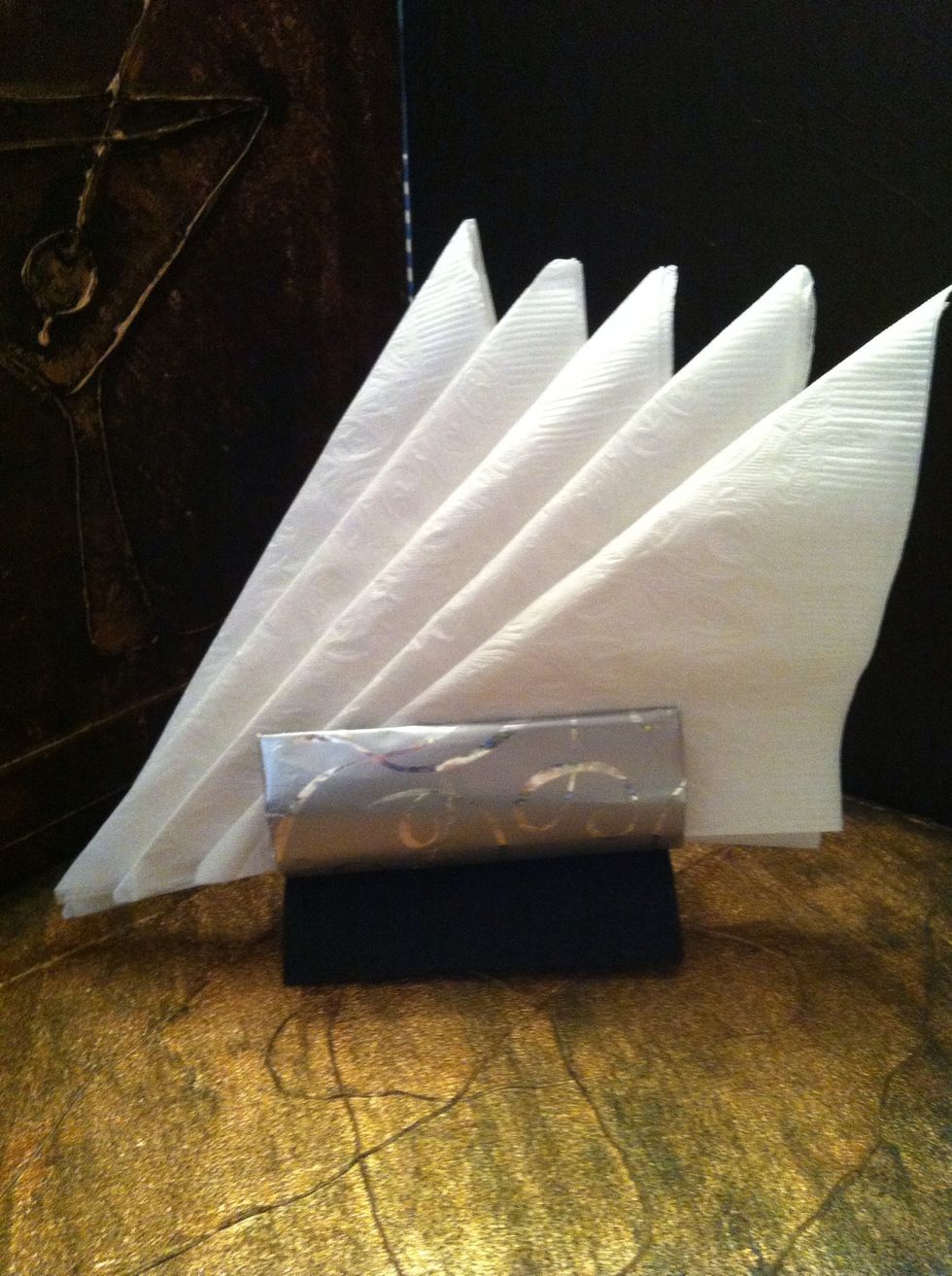 Design: metallic. Arrangement: multi sails.