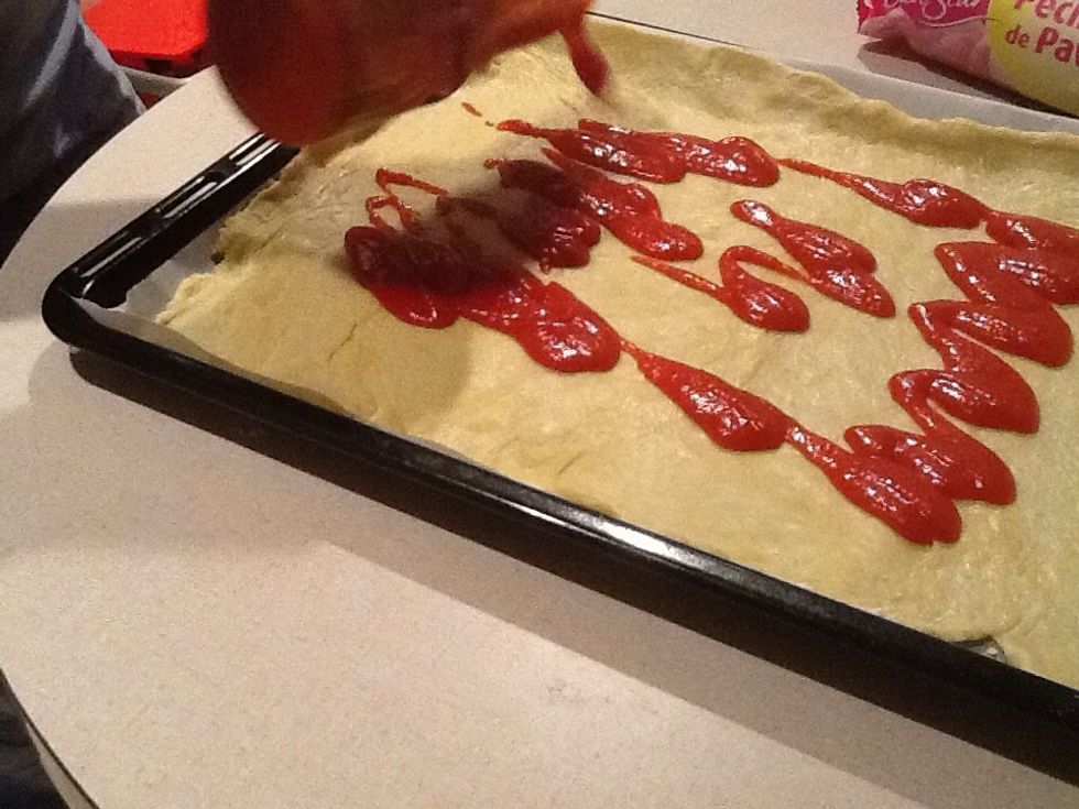 Despr\u00e9s li posem el tom\u00e0quet per sobre