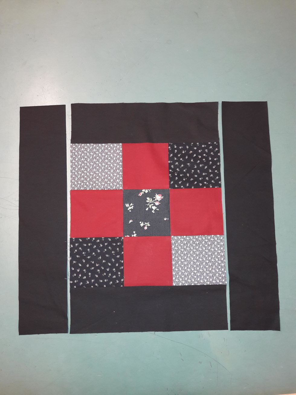 Dessa ska sys fast p\u00e5 resterande sidor.