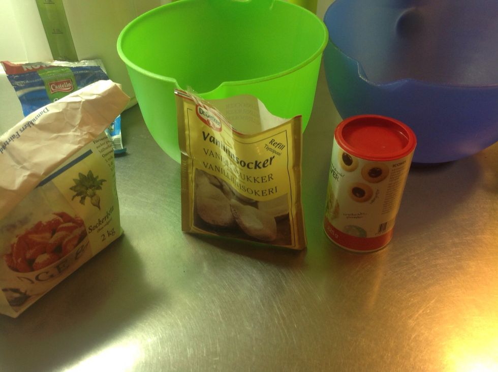 Det \u00e4r saker som du beh\u00f6ver f\u00f6rst och jag gl\u00f6mde visa vete  mj\u00f6l du beh\u00f6ver 300g vete mj\u00f6l