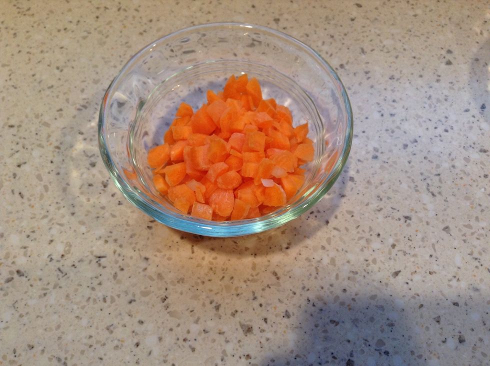 Dice 5 baby carrots and set aside
