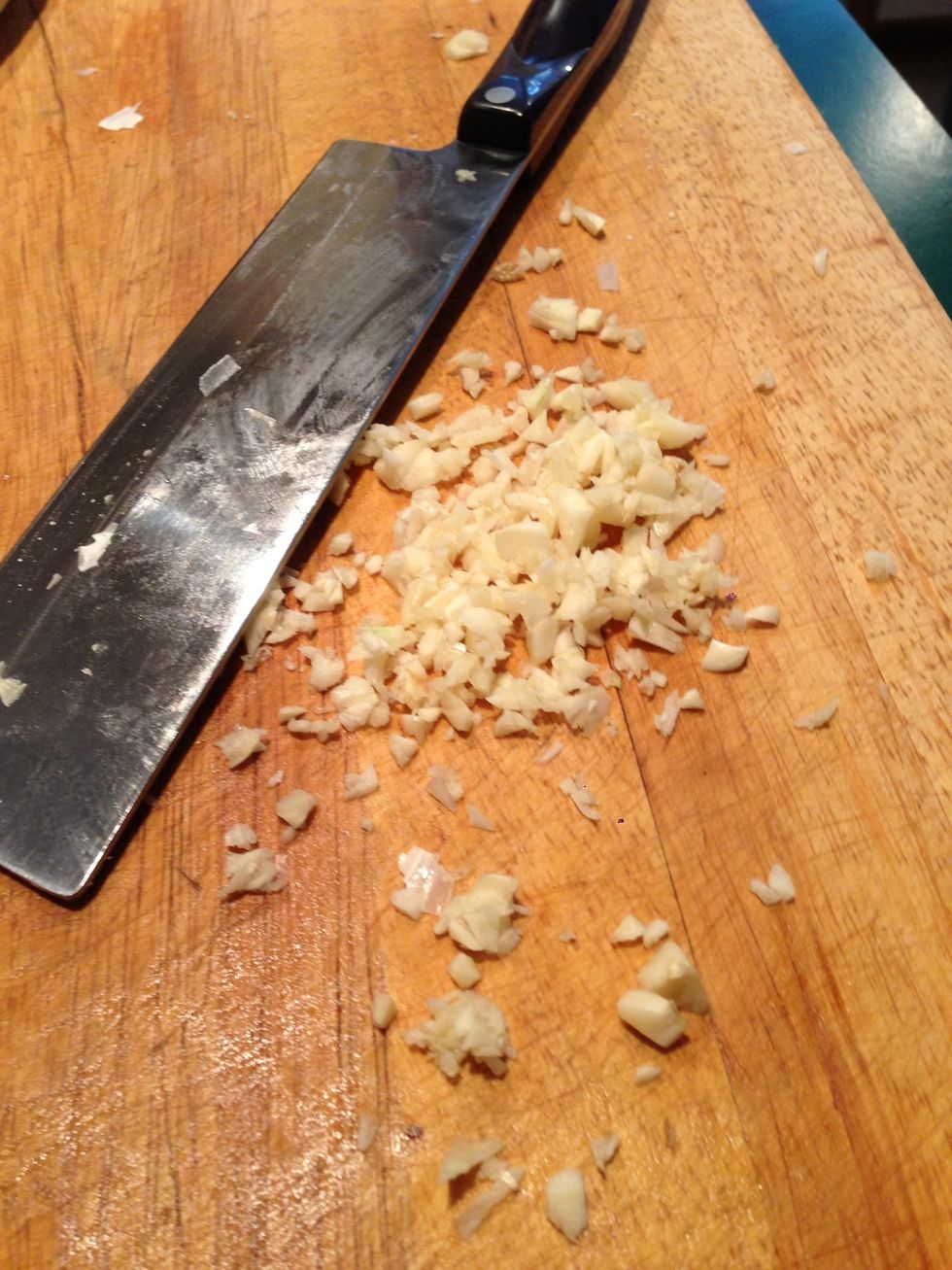 Dice 7 garlic cloves
