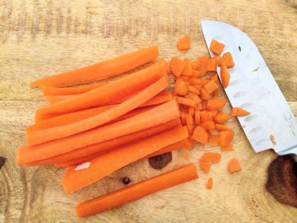 Dice carrots and onion.