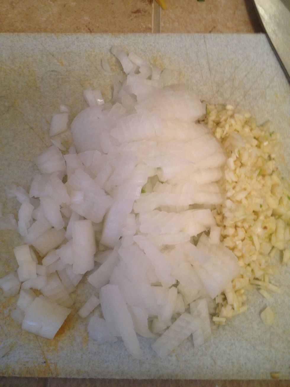 Dice onion.