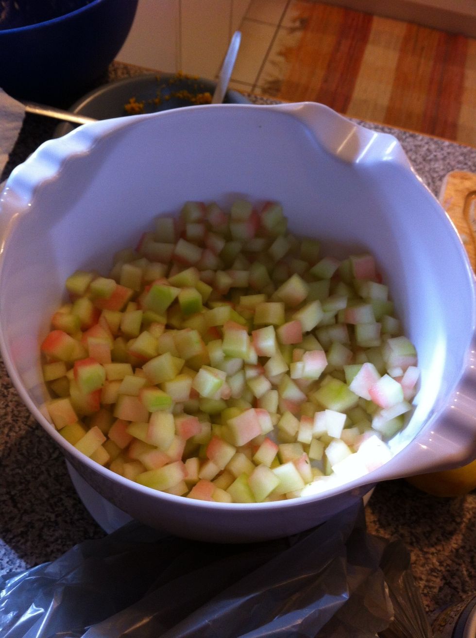 Dice only the white part of the watermelon rind