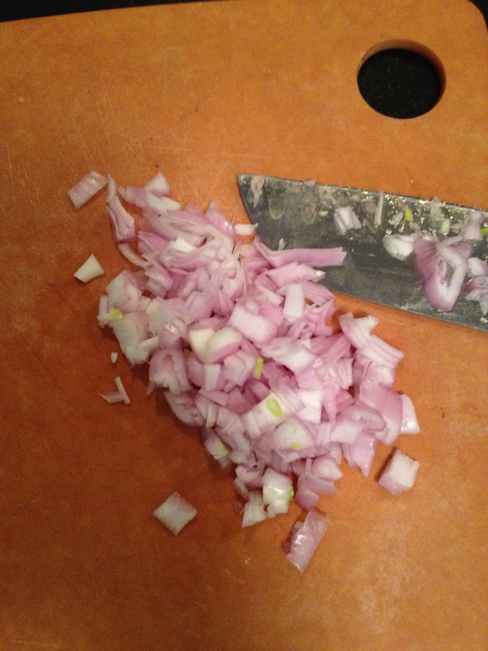 Dice shallot pretty fine