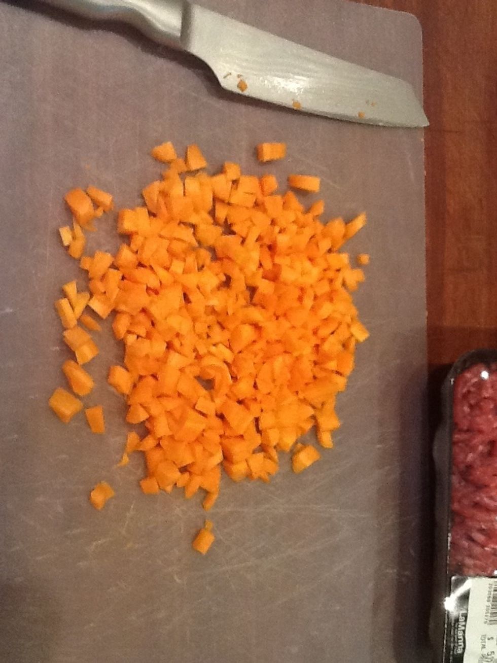 Dice the carrots.