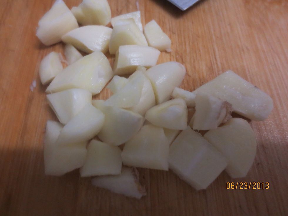 Dice up garlic