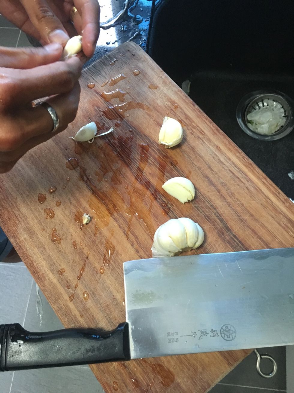 Dice your garlic and chops them to smaller pieces as well. This is to prep it for frying later on. The quantity of the garlic depends on the amount of meat you are cooking.