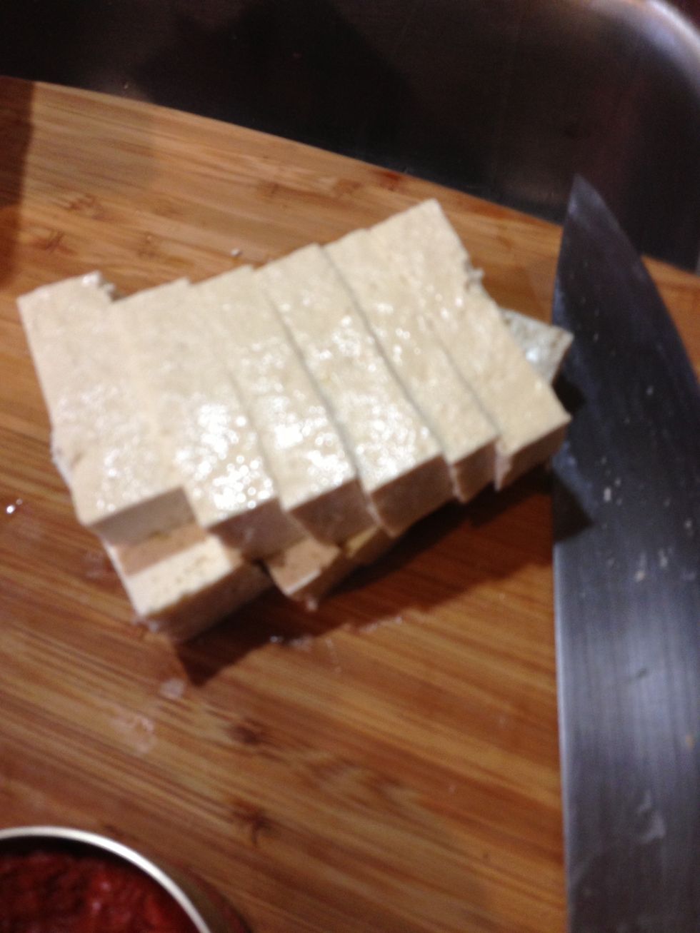 Diiiice it. I like large pieces.