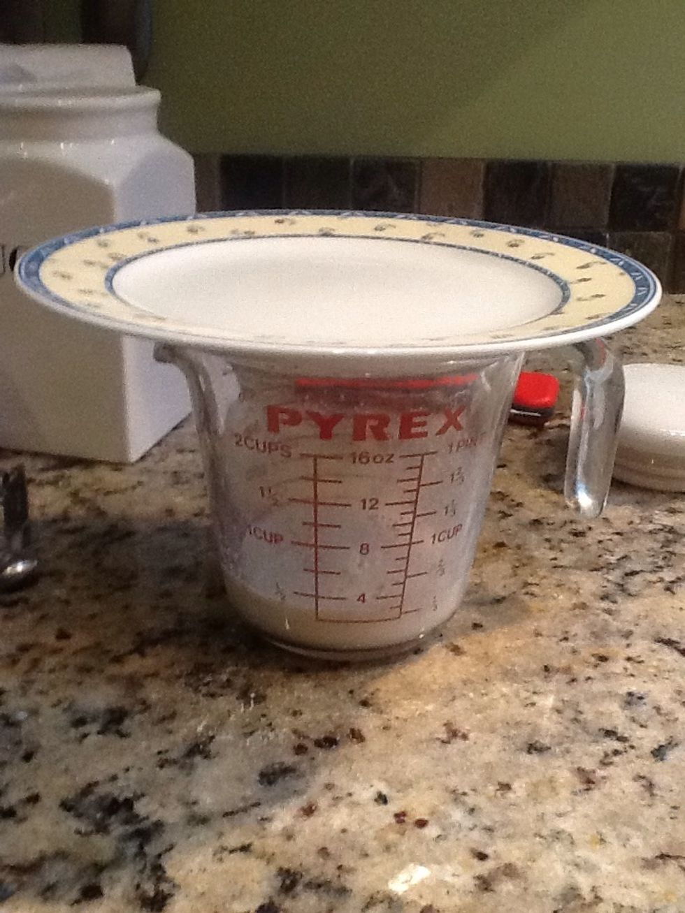 Dissolve the sugar and the yeast in the warm milk, cover and let rest for 5 minutes