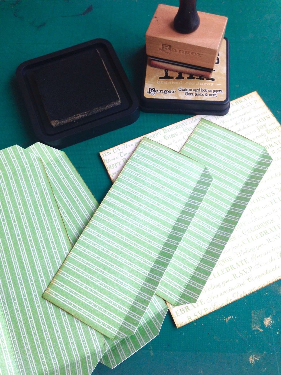 Distress the edges if preferred...