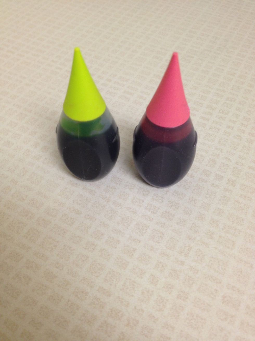 Divide batter among three bowls. Leave one bowl plain, in the second add red food coloring and in the third add green.