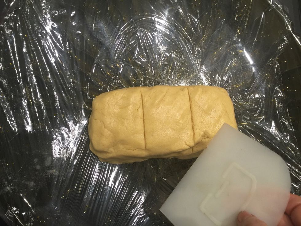 Divide the dough into 3 or 4 parts Each will b enough for a standard tray. 18-20 or (10-12 if you divide by 4) cookies. This recipe makes 55-60 cookies in total