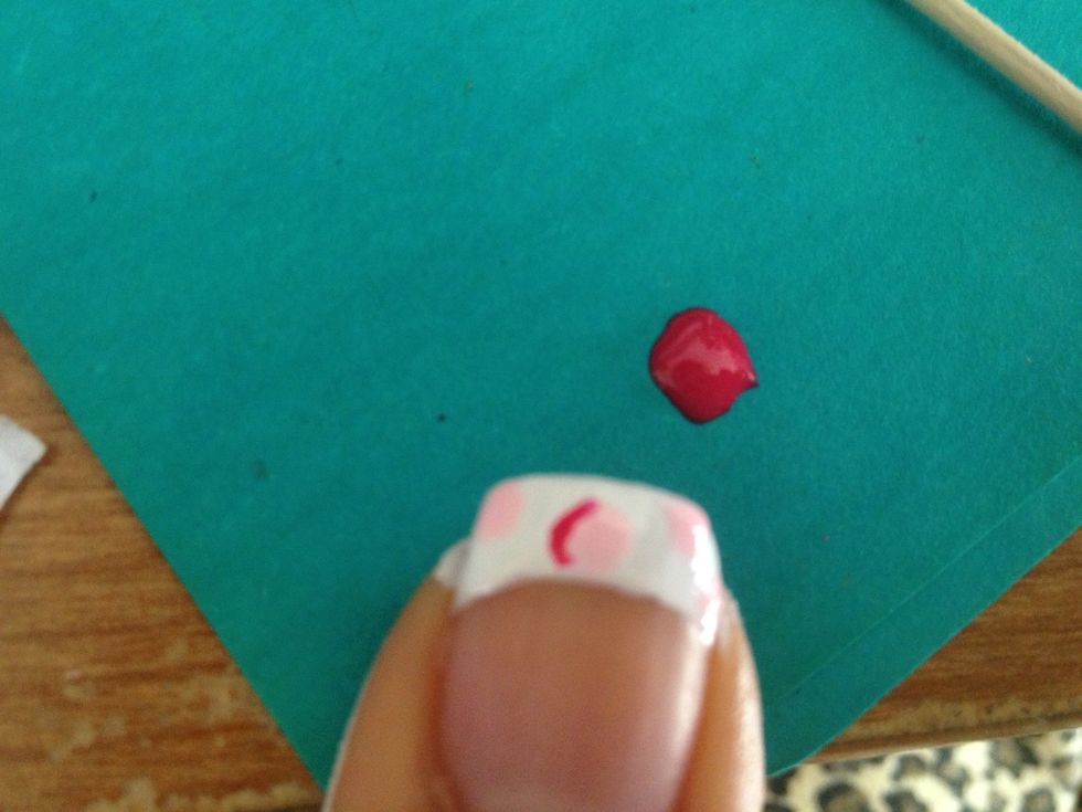 Do a line on the dots contour until the middle