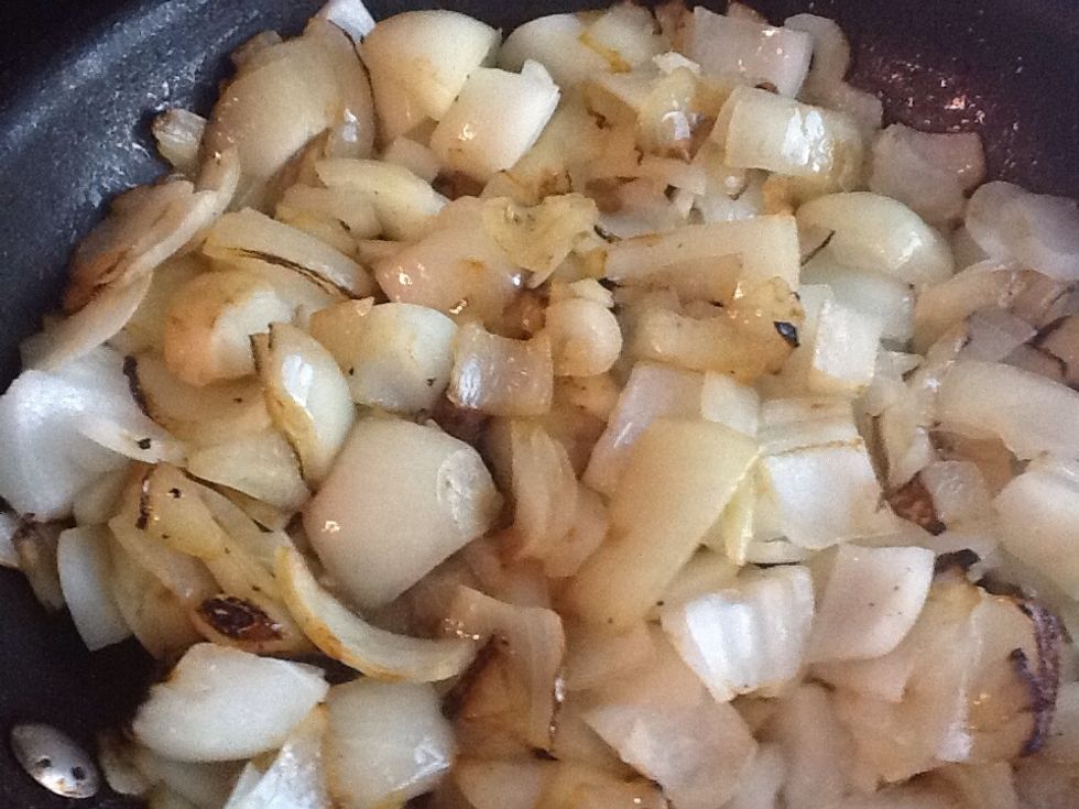 Do not turn the onions to often, but only often enough that they do not burn.