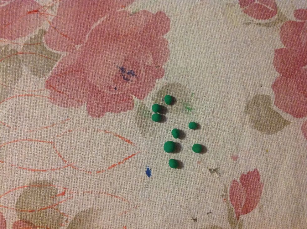 Do  some smaller circles .