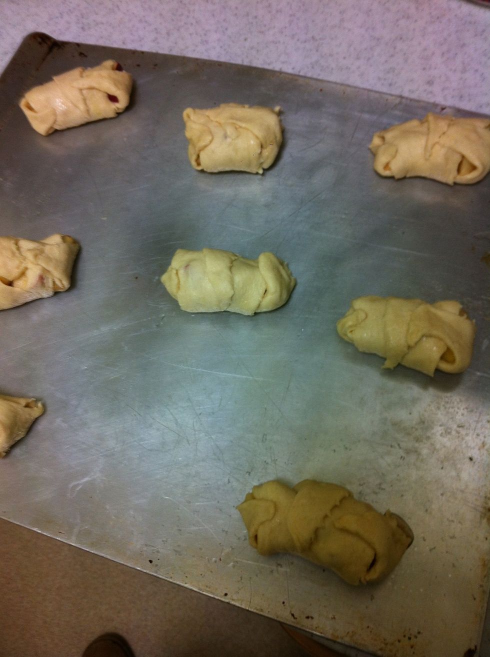 Do the same thing with the 2nd package of crescent rolls