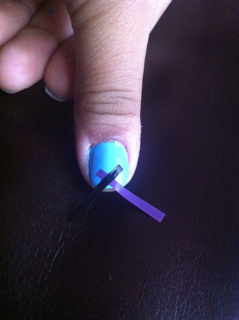 Do the same with the next color in a kind of weaving pattern. At a 90 degree angle.