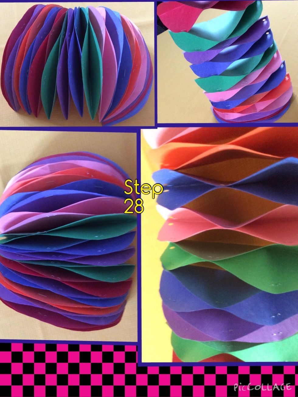 Do this for the rest of the ornament pieces.And now it should look like an accordion.