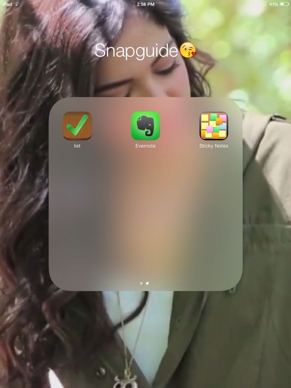 Do you know what the app Evernote is? I love it! You can make bullet lists, numbered lists, to-do lists, and so many other things! Yes, Bethany Mota is my background, I can't help it, she's amazing!\u263a\ufe0f