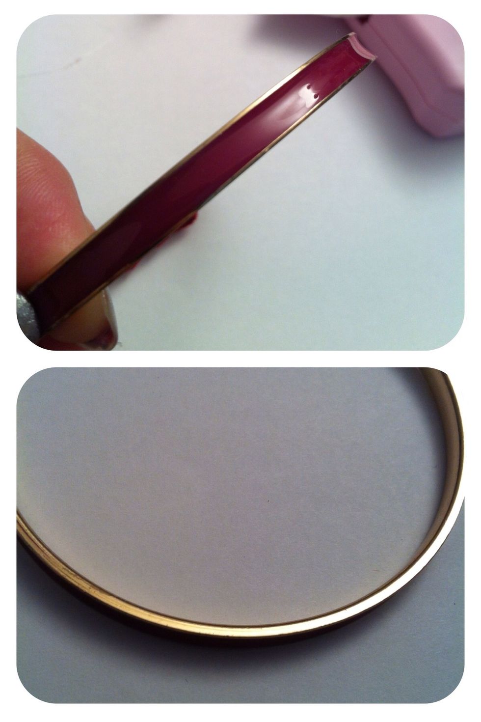 Do you usually have some old bangles or accessories that was broken or not trendy enough to wear?Haha, be creative, and you can transform them into a new and cute accessories that you love!