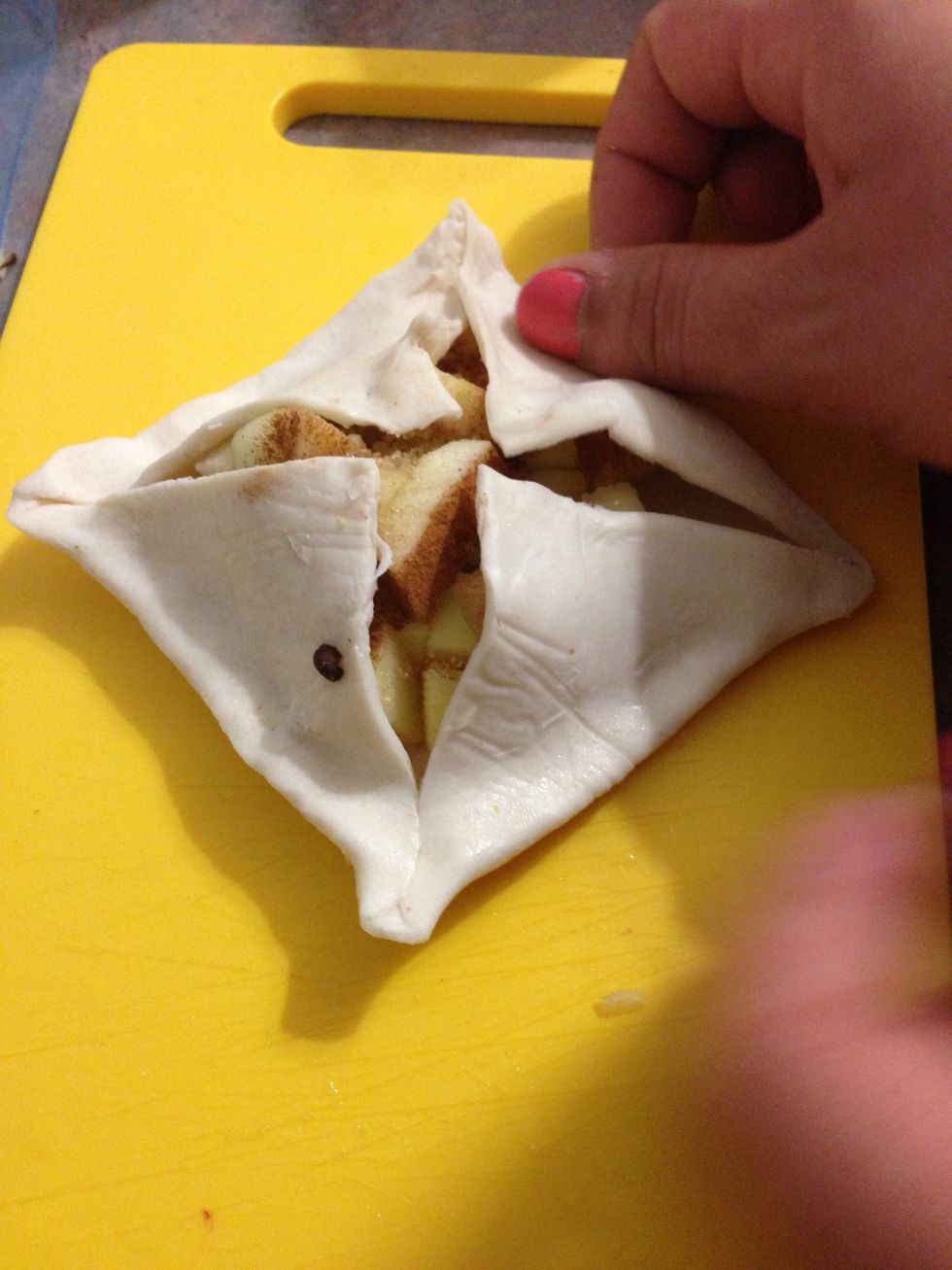 Doesn't matter even if left open from edges